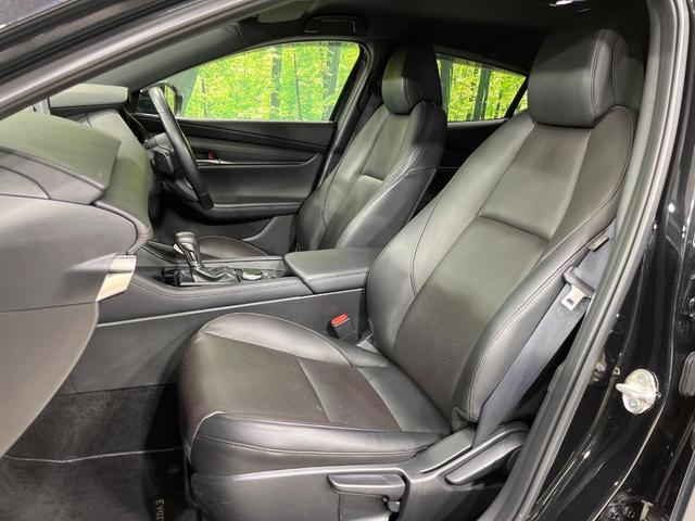 MAZDA3ファストバック X Lパッケージ 4WD マツダコネクト8.8インチ 全周囲カメラ BOSEサウンド スマートブレーキサポート レーダークルーズコントロール 禁煙車 革シート シートヒーター パワーシート ドラレコ コーナーセンサー(45枚目)