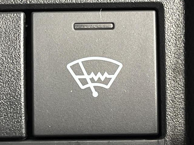 ライズ G 4WD ターボ 純正SDナビ バックカメラ 寒冷地仕様 スマートアシスト 禁煙車 シートヒーター コーナーセンサー スマートキー LEDヘッド ビルトインETC オートハイビーム 車線逸脱警報(3枚目)