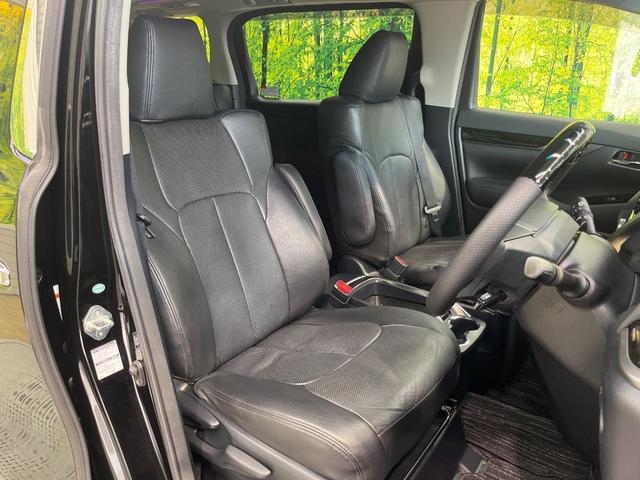 アルファード ２．５Ｓ　Ａパッケージ　サンルーフ　９型ナビ　両側電動ドア　後席モニター　バックカメラ　衝突被害軽減システム　レーダークルーズ　禁煙車　ドラレコ　コーナーセンサー　スマートキー　ＬＥＤヘッド　ビルトインＥＴＣ（8枚目）