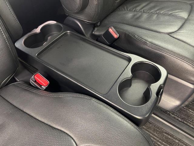 アルファード ２．５Ｓ　Ａパッケージ　サンルーフ　９型ナビ　両側電動ドア　後席モニター　バックカメラ　衝突被害軽減システム　レーダークルーズ　禁煙車　ドラレコ　コーナーセンサー　スマートキー　ＬＥＤヘッド　ビルトインＥＴＣ（46枚目）