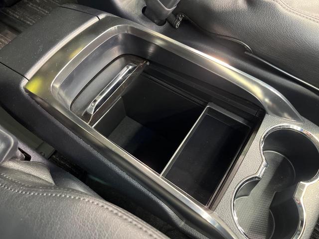 アルファード ２．５Ｓ　Ａパッケージ　サンルーフ　９型ナビ　両側電動ドア　後席モニター　バックカメラ　衝突被害軽減システム　レーダークルーズ　禁煙車　ドラレコ　コーナーセンサー　スマートキー　ＬＥＤヘッド　ビルトインＥＴＣ（57枚目）