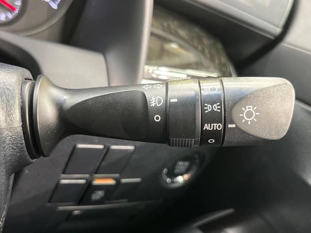 アルファード ２．５Ｓ　Ａパッケージ　サンルーフ　９型ナビ　両側電動ドア　後席モニター　バックカメラ　衝突被害軽減システム　レーダークルーズ　禁煙車　ドラレコ　コーナーセンサー　スマートキー　ＬＥＤヘッド　ビルトインＥＴＣ（68枚目）