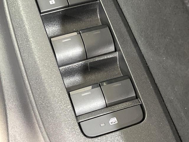 ヤリスクロス X 4WD 寒冷地仕様 セーフティセンス レーダークルーズコントロール 禁煙車 コーナーセンサー スマートキー LEDヘッド ビルトインETC オートハイビーム 車線逸脱警報 オートライト(55枚目)