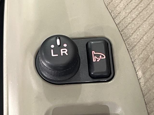 アトレーワゴン カスタムターボＲＳリミテッド　４ＷＤ　電動スライドドア　純正ＳＤナビ　禁煙車　ＨＩＤヘッド　ＥＴＣ　オートエアコン　純正１３インチアルミ　Ｂｌｕｅｔｏｏｔｈ再生　地デジ　ＣＤ　地デジ　ＨＩＤフォグ（8枚目）