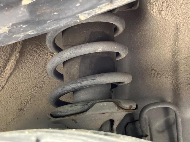 アトレーワゴン カスタムターボＲＳリミテッド　４ＷＤ　電動スライドドア　純正ＳＤナビ　禁煙車　ＨＩＤヘッド　ＥＴＣ　オートエアコン　純正１３インチアルミ　Ｂｌｕｅｔｏｏｔｈ再生　地デジ　ＣＤ　地デジ　ＨＩＤフォグ（23枚目）