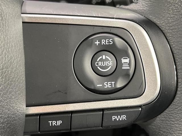 タフト Gターボ ダーククロムベンチャー 4WD ガラスルーフ SDナビ バックカメラ スマートアシスト レーダークルーズ 禁煙車 シートヒーター ドラレコ コーナーセンサー レーンキープ スマートキー LEDヘッド オートハイビーム(7枚目)