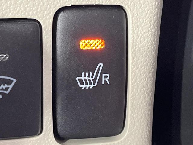 ステラ Ｌ　４ＷＤ　禁煙車　寒冷地仕様　シートヒーター　１４インチアルミホイール　ＣＤ再生　横滑り防止装置　電動格納ミラー　盗難防止装置　プライバシーガラス　ドアバイザー　シートアンダーボックス　バニティミラー（4枚目）