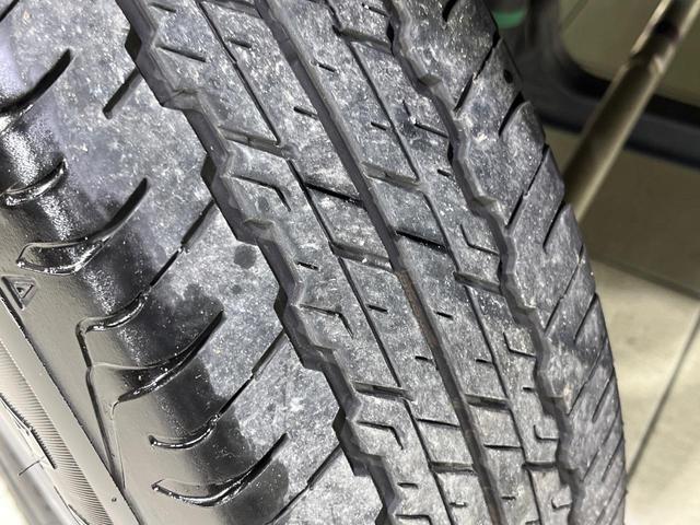 ジムニーシエラ ＪＣ　４ＷＤ　ＭＴ車　セーフティサポート　禁煙車　コーナーセンサー　スマートキー　ＬＥＤヘッド　ビルトインＥＴＣ　クルコン　オートライト　オートエアコン　純正１５インチアルミ　ＬＥＤフォグ（28枚目）