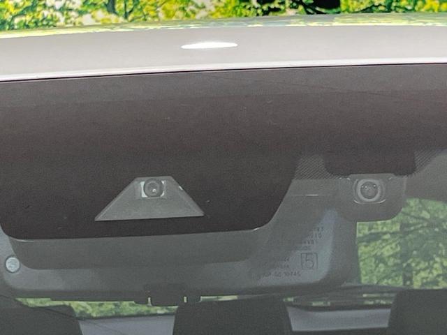 ハリアー G 4WD バックカメラ セーフティセンス レーダークルーズ 禁煙車 パワーシート コーナーセンサー スマートキー LEDヘッド ビルトインETC オートマチックハイビーム ブラインドスポットモニター(5枚目)