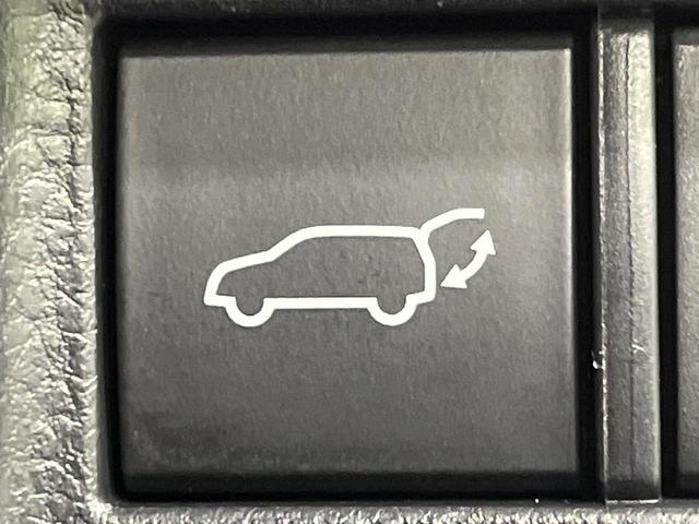 ハリアー G 4WD バックカメラ セーフティセンス レーダークルーズ 禁煙車 パワーシート コーナーセンサー スマートキー LEDヘッド ビルトインETC オートマチックハイビーム ブラインドスポットモニター(7枚目)