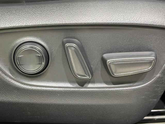 ハリアー G 4WD バックカメラ セーフティセンス レーダークルーズ 禁煙車 パワーシート コーナーセンサー スマートキー LEDヘッド ビルトインETC オートマチックハイビーム ブラインドスポットモニター(33枚目)