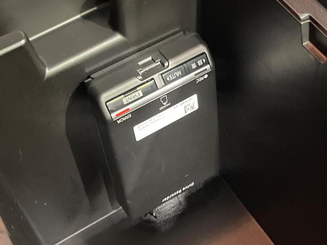 ＸＶ ２．０ｉ－Ｓ　アイサイト　本州仕入れ　４ＷＤ　メーカー８型ナビ　バックカメラ　アイサイトＶｅｒ３　レーダークルーズ　禁煙車　ブラックレザーシート　シートヒーター　ドラレコ　スマートキー　ＬＥＤヘッド　純正１７インチアルミ（38枚目）