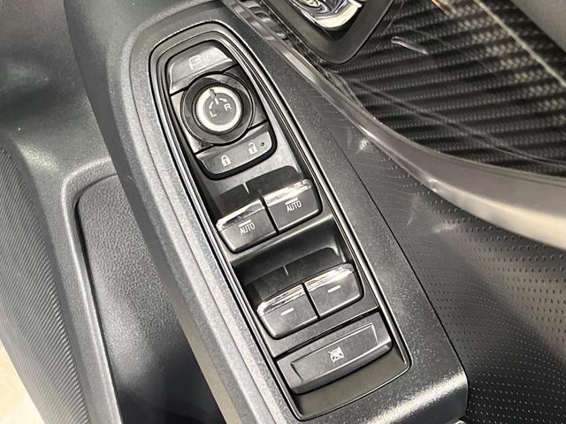 ＸＶ ２．０ｉ－Ｓ　アイサイト　本州仕入れ　４ＷＤ　メーカー８型ナビ　バックカメラ　アイサイトＶｅｒ３　レーダークルーズ　禁煙車　ブラックレザーシート　シートヒーター　ドラレコ　スマートキー　ＬＥＤヘッド　純正１７インチアルミ（70枚目）