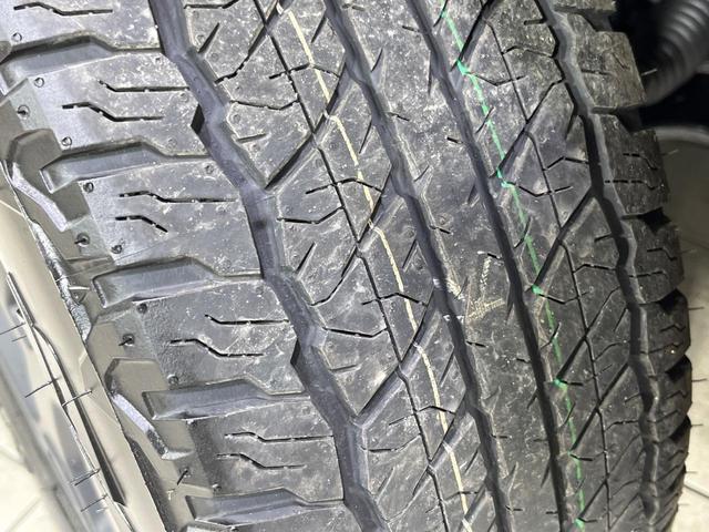 RAV4 ハイブリッドアドベンチャー オフロードパッケージII 4WD 登録済未使用車 10.5インチ純正ディスプレイオーディオ バックカメラ 寒冷地仕様 セーフティセンス レーダークルーズ レザーシート 前席シートエアコン パワーシート コーナーセンサー(29枚目)