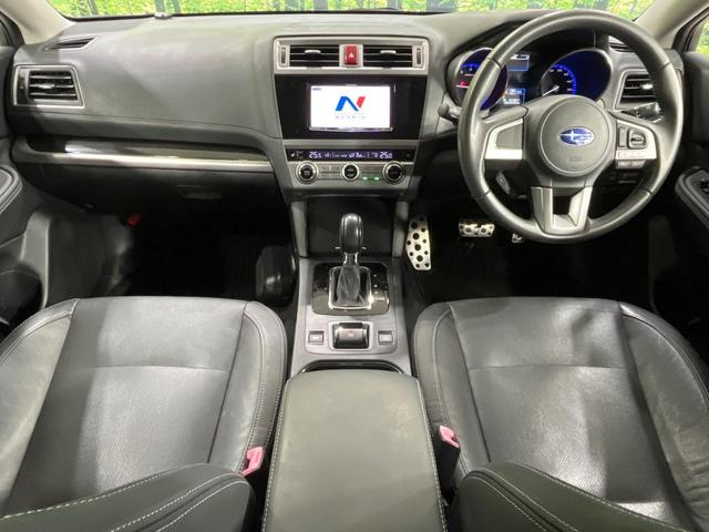 レガシィアウトバック リミテッド　本州仕入れ　４ＷＤ　ＳＤナビ　アイサイトＶｅｒ３　レーダークルーズ　禁煙車　レザーシート　コーナーセンサー　スマートキー　ＬＥＤヘッド　ビルトインＥＴＣ　純正１８インチアルミ　車線逸脱警報（2枚目）