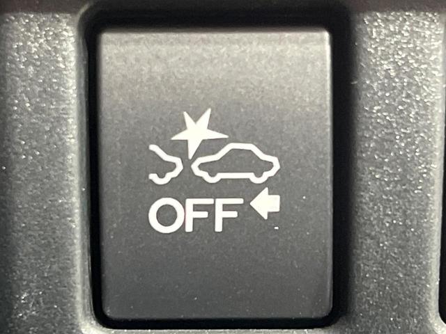 レガシィアウトバック リミテッド　本州仕入れ　４ＷＤ　ＳＤナビ　アイサイトＶｅｒ３　レーダークルーズ　禁煙車　レザーシート　コーナーセンサー　スマートキー　ＬＥＤヘッド　ビルトインＥＴＣ　純正１８インチアルミ　車線逸脱警報（5枚目）