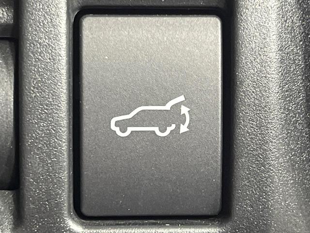 レガシィアウトバック リミテッド　本州仕入れ　４ＷＤ　ＳＤナビ　アイサイトＶｅｒ３　レーダークルーズ　禁煙車　レザーシート　コーナーセンサー　スマートキー　ＬＥＤヘッド　ビルトインＥＴＣ　純正１８インチアルミ　車線逸脱警報（7枚目）