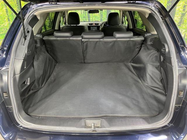 レガシィアウトバック リミテッド　本州仕入れ　４ＷＤ　ＳＤナビ　アイサイトＶｅｒ３　レーダークルーズ　禁煙車　レザーシート　コーナーセンサー　スマートキー　ＬＥＤヘッド　ビルトインＥＴＣ　純正１８インチアルミ　車線逸脱警報（10枚目）