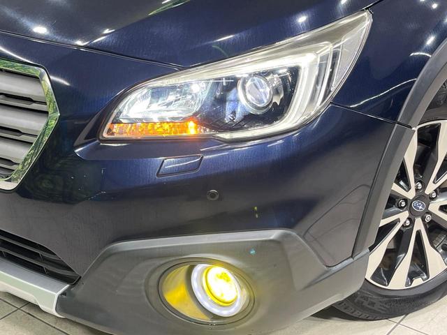 レガシィアウトバック リミテッド　本州仕入れ　４ＷＤ　ＳＤナビ　アイサイトＶｅｒ３　レーダークルーズ　禁煙車　レザーシート　コーナーセンサー　スマートキー　ＬＥＤヘッド　ビルトインＥＴＣ　純正１８インチアルミ　車線逸脱警報（12枚目）