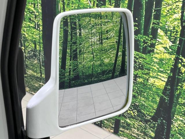 キャリイトラック KX 本州仕入れ 4WD MT車 純正12インチスチールホイール CD再生 フォグライト ヘッドライトレベライザー パワーウィンドウ AUX ブラックインテリア(30枚目)