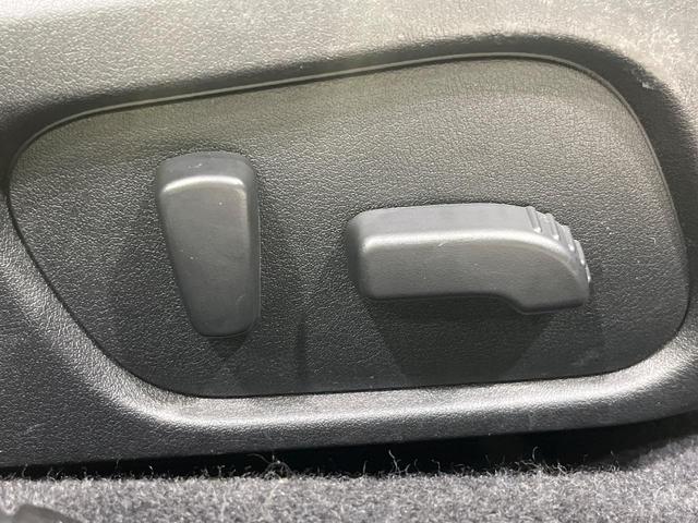 【パワーシート】スイッチ一つで簡単にシートの微調整が可能！電動だから力もいりません！快適なシートポジションにセットして、快適なドライブをお楽しみください。