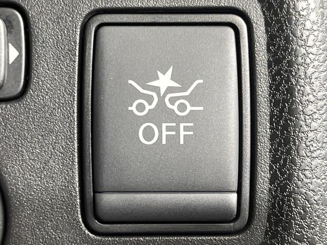 ノート Ｘ　ＦＯＵＲ　４ＷＤ　純正ＳＤナビ　バックカメラ　ドラレコ　インテリジェントエマージェンシーブレーキ　禁煙車　スマートキー　ＬＥＤヘッド　ＥＴＣ　車線逸脱警報　オートライト　Ｂｌｕｅｔｏｏｔｈ　ＣＤ　フルセグ（3枚目）