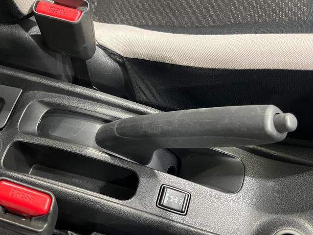 ノート Ｘ　ＦＯＵＲ　４ＷＤ　純正ＳＤナビ　バックカメラ　ドラレコ　インテリジェントエマージェンシーブレーキ　禁煙車　スマートキー　ＬＥＤヘッド　ＥＴＣ　車線逸脱警報　オートライト　Ｂｌｕｅｔｏｏｔｈ　ＣＤ　フルセグ（53枚目）