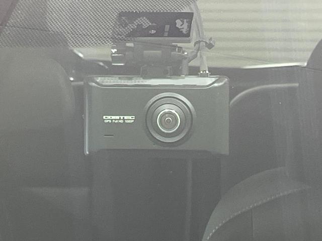 シエンタ Ｇ　セーフティーエディション　４ＷＤ　寒冷地仕様　両側電動ドア　純正ナビ　全周囲カメラ　セーフティセンス　禁煙車　ドラレコ　コーナーセンサー　スマートキー　ＬＥＤヘッド　純正１５インチアルミ　オートハイビーム　車線逸脱警報（40枚目）