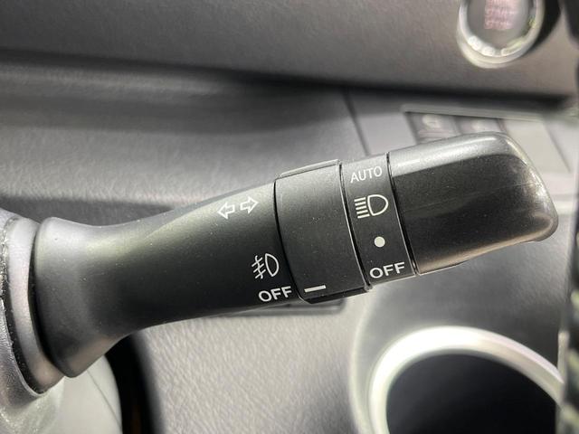 シエンタ Ｇ　セーフティーエディション　４ＷＤ　寒冷地仕様　両側電動ドア　純正ナビ　全周囲カメラ　セーフティセンス　禁煙車　ドラレコ　コーナーセンサー　スマートキー　ＬＥＤヘッド　純正１５インチアルミ　オートハイビーム　車線逸脱警報（49枚目）