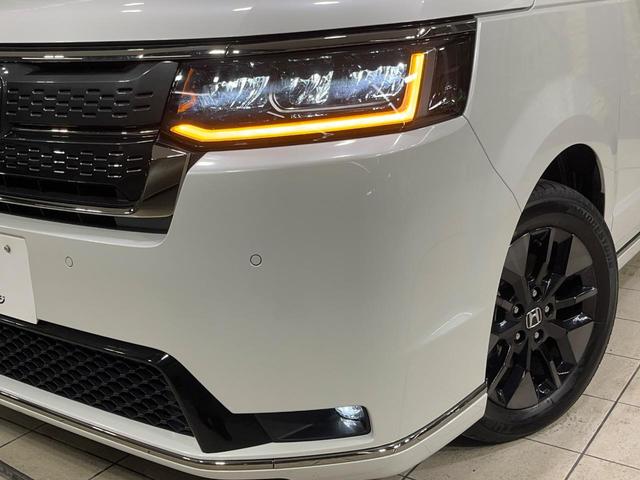 ステップワゴン スパーダ 4WD 両側電動ドア メモリーナビ バックカメラ 寒冷地仕様 ホンダセンシング レーダークルーズ 禁煙車 電動リアゲート ハーフレザーシート シートヒーター ドラレコ コーナーセンサー レーンキープ(13枚目)