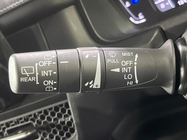 ステップワゴン スパーダ 4WD 両側電動ドア メモリーナビ バックカメラ 寒冷地仕様 ホンダセンシング レーダークルーズ 禁煙車 電動リアゲート ハーフレザーシート シートヒーター ドラレコ コーナーセンサー レーンキープ(70枚目)