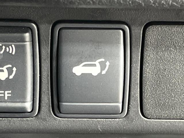 エクストレイル ２０Ｘｔ　エマージェンシーブレーキパッケージ　４ＷＤ　メーカーオプションナビ　全周囲カメラ　エマージェンシーブレーキ　禁煙車　電動リアゲート　レザーシート　ドラレコ　コーナーセンサー　ＬＥＤヘッド　ビルトインＥＴＣ　クルコン　純正１７インチＡＷ（6枚目）