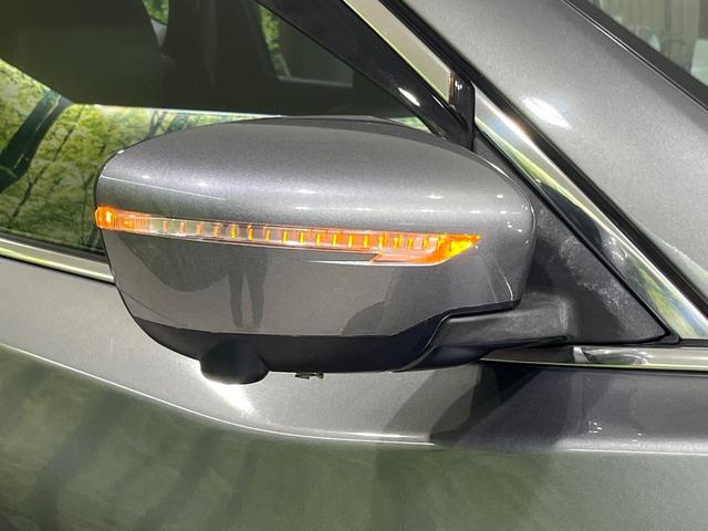 エクストレイル ２０Ｘｔ　エマージェンシーブレーキパッケージ　４ＷＤ　メーカーオプションナビ　全周囲カメラ　エマージェンシーブレーキ　禁煙車　電動リアゲート　レザーシート　ドラレコ　コーナーセンサー　ＬＥＤヘッド　ビルトインＥＴＣ　クルコン　純正１７インチＡＷ（28枚目）