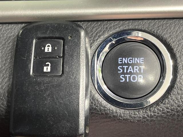 ハリアー エレガンス　４ＷＤ　９インチＳＤナビ　バックカメラ　寒冷地仕様　禁煙車　パワーシート　スマートキー　ＬＥＤヘッド　ビルトインＥＴＣ　純正１７インチアルミ　デュアルエアコン　Ｂｌｕｅｔｏｏｔｈ　ＣＤ　ＤＶＤ再生（7枚目）