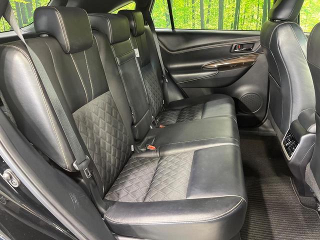 ハリアー エレガンス　４ＷＤ　９インチＳＤナビ　バックカメラ　寒冷地仕様　禁煙車　パワーシート　スマートキー　ＬＥＤヘッド　ビルトインＥＴＣ　純正１７インチアルミ　デュアルエアコン　Ｂｌｕｅｔｏｏｔｈ　ＣＤ　ＤＶＤ再生（9枚目）
