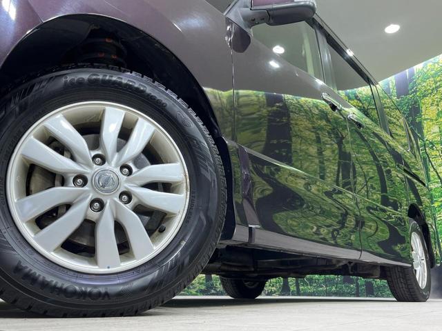 セレナ ハイウェイスター　４ＷＤ　両側電動スライドドア　バックカメラ　ＳＤナビ　禁煙車　スマートキー　ＨＩＤヘッド　ビルトインＥＴＣ　クルコン　純正１５インチアルミ　オートライト　オートエアコン　リアエアコン　横滑り防止装置（13枚目）