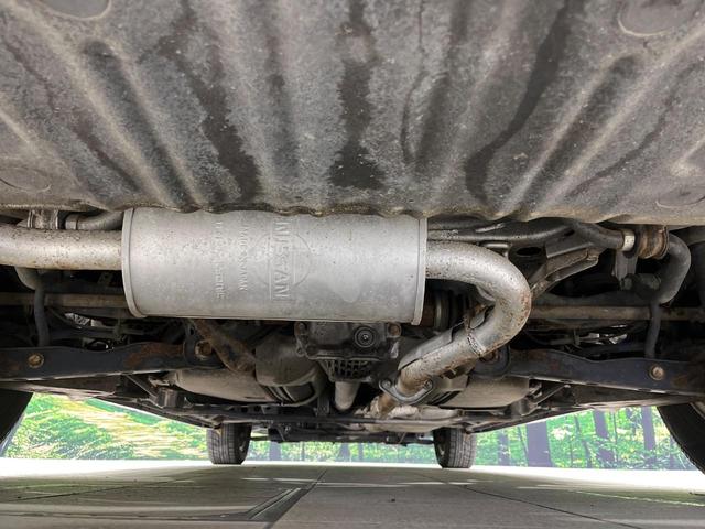 セレナ ハイウェイスター　４ＷＤ　両側電動スライドドア　バックカメラ　ＳＤナビ　禁煙車　スマートキー　ＨＩＤヘッド　ビルトインＥＴＣ　クルコン　純正１５インチアルミ　オートライト　オートエアコン　リアエアコン　横滑り防止装置（19枚目）