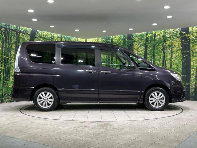 セレナ ハイウェイスター　４ＷＤ　両側電動スライドドア　バックカメラ　ＳＤナビ　禁煙車　スマートキー　ＨＩＤヘッド　ビルトインＥＴＣ　クルコン　純正１５インチアルミ　オートライト　オートエアコン　リアエアコン　横滑り防止装置（22枚目）