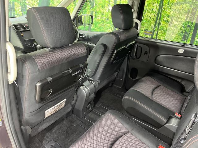 セレナ ハイウェイスター　４ＷＤ　両側電動スライドドア　バックカメラ　ＳＤナビ　禁煙車　スマートキー　ＨＩＤヘッド　ビルトインＥＴＣ　クルコン　純正１５インチアルミ　オートライト　オートエアコン　リアエアコン　横滑り防止装置（45枚目）