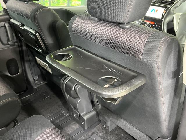 セレナ ハイウェイスター　４ＷＤ　両側電動スライドドア　バックカメラ　ＳＤナビ　禁煙車　スマートキー　ＨＩＤヘッド　ビルトインＥＴＣ　クルコン　純正１５インチアルミ　オートライト　オートエアコン　リアエアコン　横滑り防止装置（55枚目）