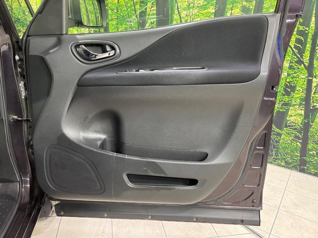 セレナ ハイウェイスター　４ＷＤ　両側電動スライドドア　バックカメラ　ＳＤナビ　禁煙車　スマートキー　ＨＩＤヘッド　ビルトインＥＴＣ　クルコン　純正１５インチアルミ　オートライト　オートエアコン　リアエアコン　横滑り防止装置（57枚目）