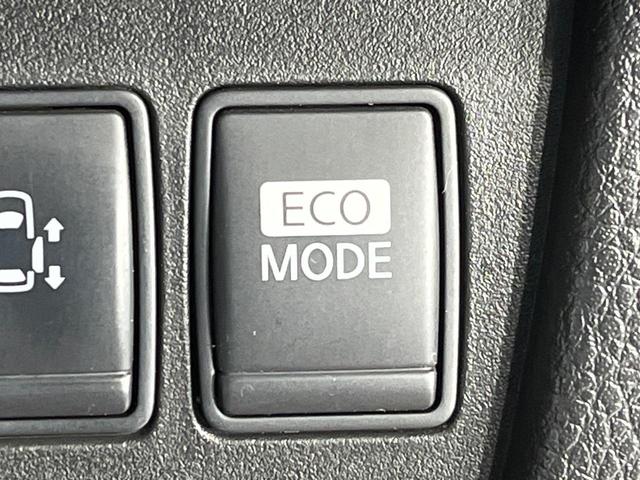 セレナ ハイウェイスター　４ＷＤ　両側電動スライドドア　バックカメラ　ＳＤナビ　禁煙車　スマートキー　ＨＩＤヘッド　ビルトインＥＴＣ　クルコン　純正１５インチアルミ　オートライト　オートエアコン　リアエアコン　横滑り防止装置（64枚目）