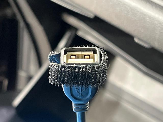 セレナ ハイウェイスター　４ＷＤ　両側電動スライドドア　バックカメラ　ＳＤナビ　禁煙車　スマートキー　ＨＩＤヘッド　ビルトインＥＴＣ　クルコン　純正１５インチアルミ　オートライト　オートエアコン　リアエアコン　横滑り防止装置（67枚目）