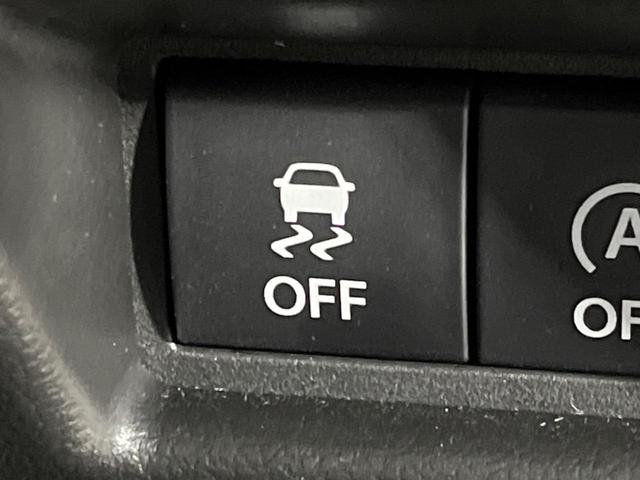 スペーシア ハイブリッドＸ　４ＷＤ　２トーンルーフ　両側電動ドア　ＳＤナビ　バックカメラ　セーフティサポート　禁煙車　ドラレコ　コーナーセンサー　スマートキー　ＬＥＤヘッド　ＥＴＣ　オートハイビーム　車線逸脱警報　オートライト（44枚目）