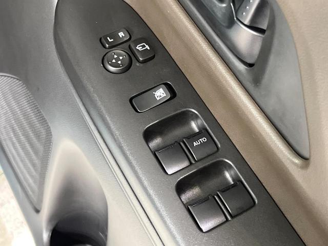 スペーシア ハイブリッドＸ　４ＷＤ　２トーンルーフ　両側電動ドア　ＳＤナビ　バックカメラ　セーフティサポート　禁煙車　ドラレコ　コーナーセンサー　スマートキー　ＬＥＤヘッド　ＥＴＣ　オートハイビーム　車線逸脱警報　オートライト（62枚目）