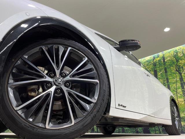 プリウス Z 4WD ガラスルーフ 純正12インチナビ 全周囲カメラ 寒冷地仕様 100V電源 セーフティセンス レーダークルーズ 禁煙車 合皮シート シートベンチレーション パワーシート コーナーセンサ-(13枚目)