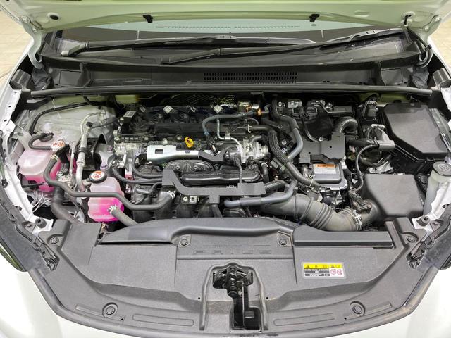 プリウス Z 4WD ガラスルーフ 純正12インチナビ 全周囲カメラ 寒冷地仕様 100V電源 セーフティセンス レーダークルーズ 禁煙車 合皮シート シートベンチレーション パワーシート コーナーセンサ-(18枚目)