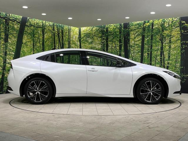 プリウス Z 4WD ガラスルーフ 純正12インチナビ 全周囲カメラ 寒冷地仕様 100V電源 セーフティセンス レーダークルーズ 禁煙車 合皮シート シートベンチレーション パワーシート コーナーセンサ-(25枚目)