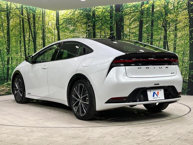 プリウス Z 4WD ガラスルーフ 純正12インチナビ 全周囲カメラ 寒冷地仕様 100V電源 セーフティセンス レーダークルーズ 禁煙車 合皮シート シートベンチレーション パワーシート コーナーセンサ-(27枚目)