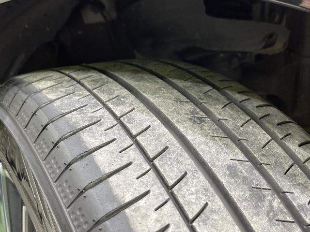 プリウス Z 4WD ガラスルーフ 純正12インチナビ 全周囲カメラ 寒冷地仕様 100V電源 セーフティセンス レーダークルーズ 禁煙車 合皮シート シートベンチレーション パワーシート コーナーセンサ-(34枚目)